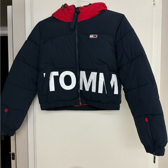 Tommy Hilfiger Puffer Jacket with hoodie - Picture 2 of 3